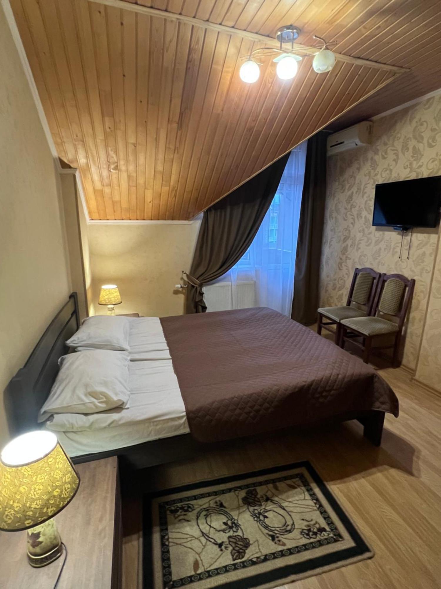 Lileya Hotel Polyana  Buitenkant foto